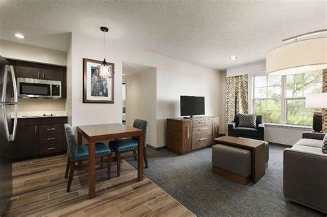 Homewood Suites by Hilton Kansas City-Airport in Kansas City | 2024 Updated prices, deals ...