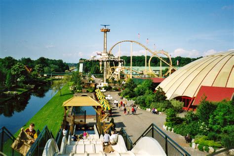 File:Attractiepark Slagharen 83230.jpg - Wikimedia Commons