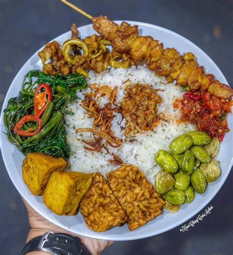 6 Nasi Uduk Jakarta