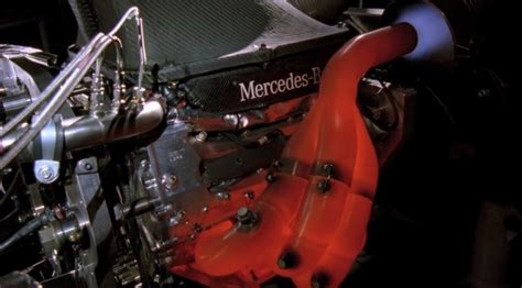 Hear The Last Mercedes-Benz F1 V8 Engine Sing at 18,000 Rpm [Video ...