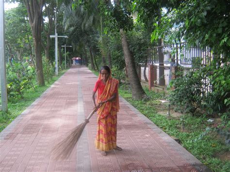 Gulshan Park in Dhaka | Dhaka, Fashion, Maxi dress