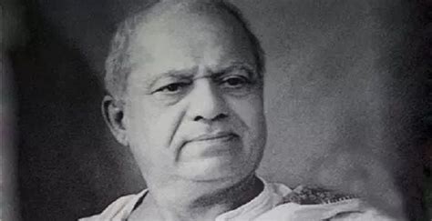 Dadasaheb Phalke Biography - Childhood, Life Achievements & Timeline