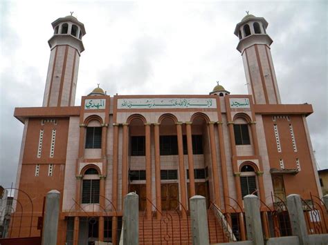 AHMADIYYA MOSQUE: Al Mahdi Mosque - Porto Novo Benin