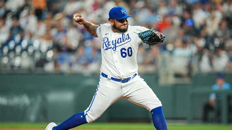 Red Sox claim RHP Max Castillo right-hander off waivers from Royals ...