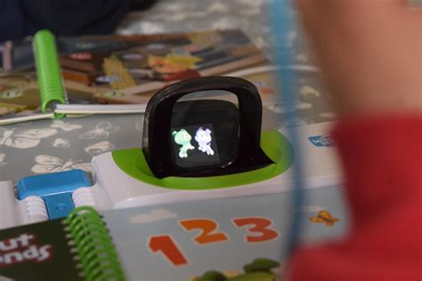 Review | LeapFrog LeapStart 3D with Pixar Pals - Family Fever