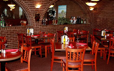 Welcome To Francescos Trattoria Restaurant & Pizzeria in East Islip, NY