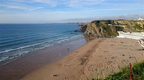 GUIDE TO NEWQUAY BEACHES - Where Jo Goes