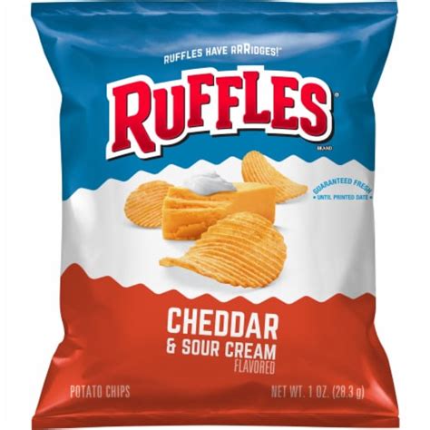 Ruffles® Cheddar & Sour Cream Potato Chips, 1 oz - QFC