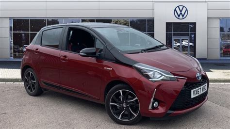 Used Toyota Yaris 1.5 Hybrid Red Bi-tone 5dr CVT Hybrid Hatchback for Sale | Bristol Street Motors