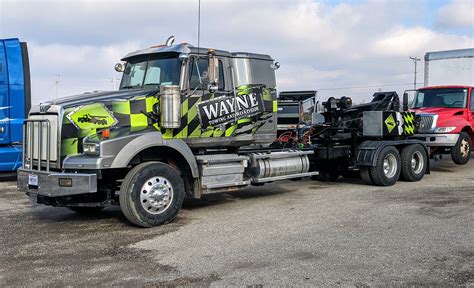 Heavy Duty Truck Towing - Wayne Truck and Trailer Ltd.