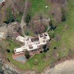 Raymond Sackler's House in Greenwich, CT (Google Maps)