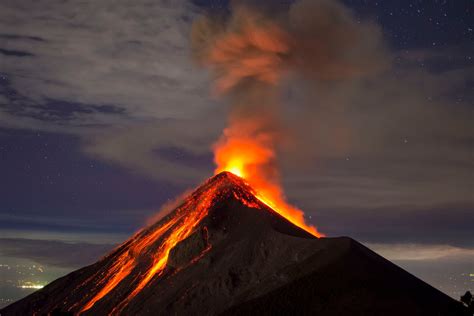 La Palma Volcano Eruption: What Are Its Health Consequences? - Bullfrag