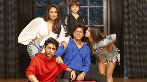 These family photos of Gauri Khan show the beautiful relationship between Shah Rukh Khan and ...