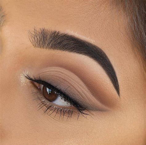 Matte eye makeup 😍😍 | Matte eye makeup, Artistry makeup, Makeup eyeliner