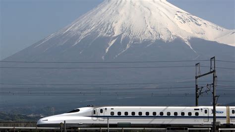 Japan’s Tokyo-Osaka bullet train ends snack cart service | CNN