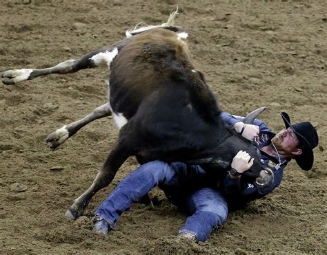 Steer wrestler reveals how he made it to the S.A. rodeo finals