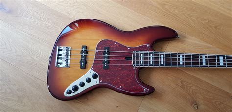 SOLD: Sire Marcus Miller V7 Jazz Bass - as new - Classic & Cool Guitars