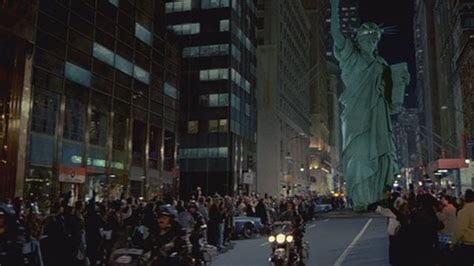 The Statue of Liberty comes to life to save the day in the 1989 movie Ghostbusters ll | Movie ...