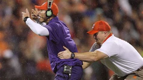 Brent Venables, Clemson Defensive Coordinator: 5 Facts | Heavy.com