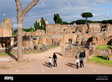 Domus Flavia ruins, Palatine Hill Stock Photo - Alamy