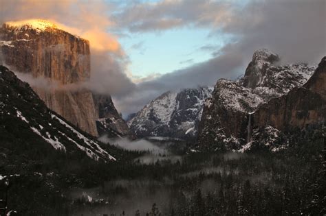 Yosemite in Winter: The Tunnel View