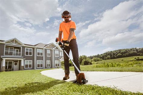 STIHL Edger FC 96 - Chenango Supply Company