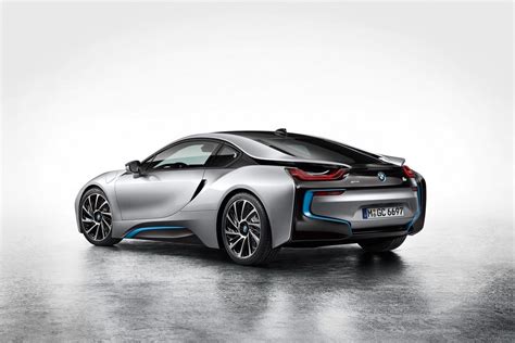 BMW i8 Plug-In Hybrid Sports Car - AutoTribute