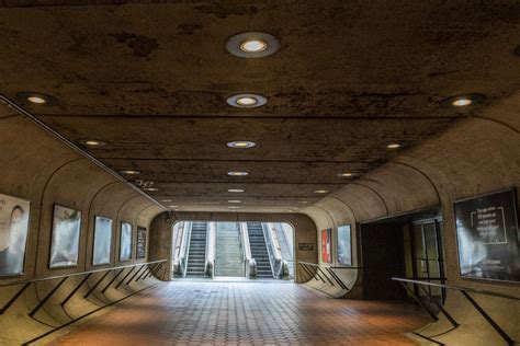 Clarendon, Va. Square Metro Stations Reopening This Weekend | ARLnow.com