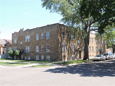 AIA | 13 Units Chicago, Illinois Belmont Cragin Neighborhood