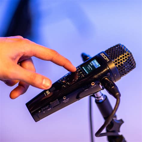 Zoom M4 Mictrak Portable Recorder | Dustin.fi