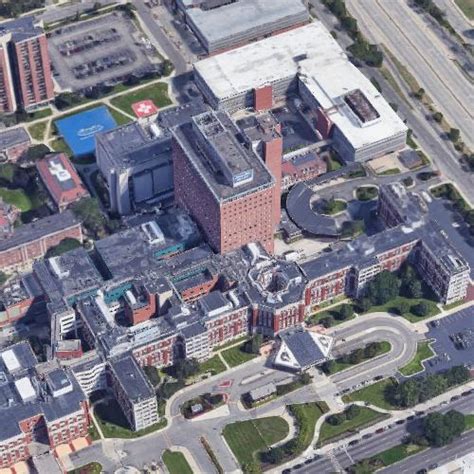 Henry Ford Hospital and Clinic in Detroit, MI (Google Maps)