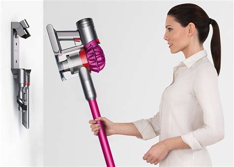 Black Friday just came early for two of Dyson’s best cordless stick vacuums – BGR