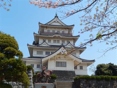 Chiba castle and Chiba shrine walking tour(4h) - gbac