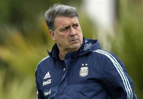 Gerardo Martino resigns following 'serious problems' with Argentina ...