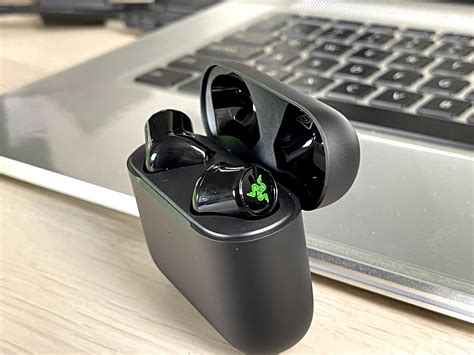 Razer Hammerhead True Wireless X gaming earbuds Review | PC Gamer