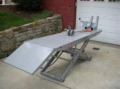 Handy Standard Air 1000# Motorcycle Lift Table - Harley Davidson Forums