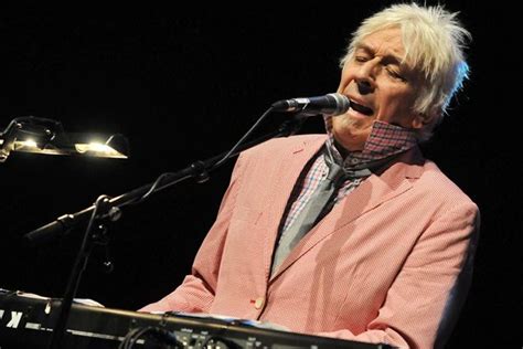 10 Best John Cale Songs Of All Time - Singersroom.com