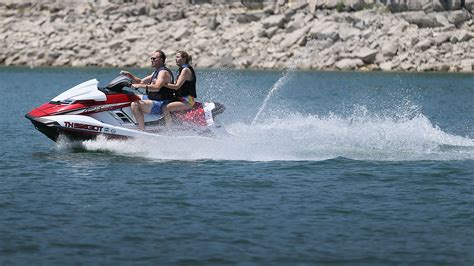 July 4 at Lake Travis: Watch for water hazards, dehydration