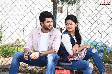 Vijay Devarakonda And Rashmika Mandanna Wallpapers - Wallpaper Cave