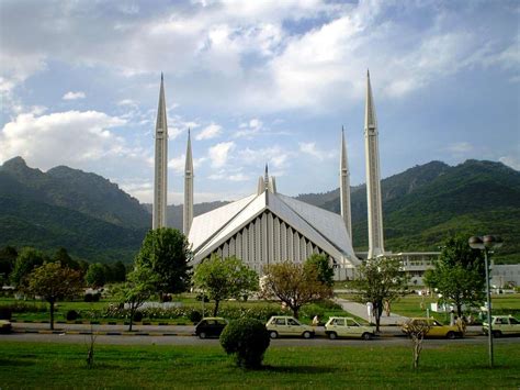 Faisal Mosque, Pakistan : Photos, Diagrams & Topos : SummitPost