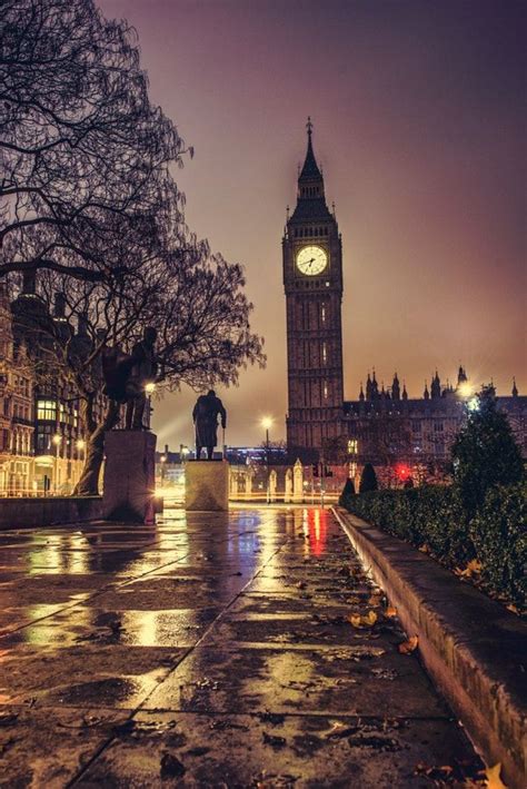 ***Rainy night in London (England) by Shoot At Mine - Sam Strong / 500px ☔️ | London night ...