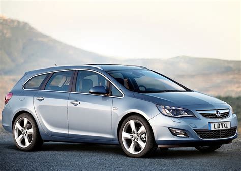 VAUXHALL Astra Sports Tourer specs - 2010, 2011, 2012 - autoevolution