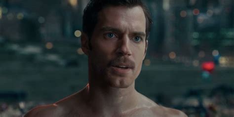 Someone Added Henry Cavill’s Mustache Back To Justice League, And I Can ...