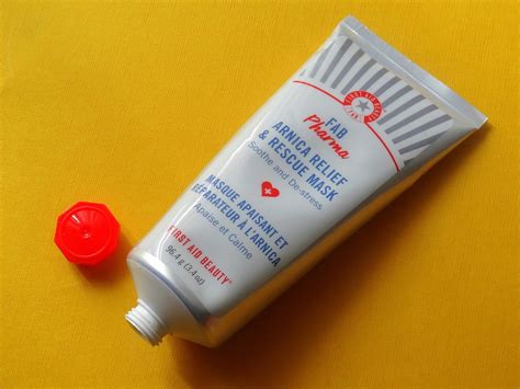 Makeup, Beauty and More: FAB Pharma By First Aid Beauty - Arnica Relief & Rescue Mask, Oat ...