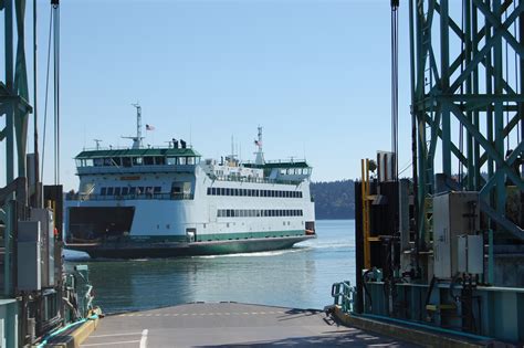 Ride a Washington State Ferry | DiscoverWashingtonState.com