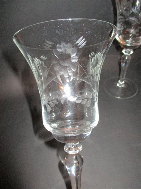 Vintage Six Etched Wine Glasses With Flowers - Etsy | Etched wine glasses, Crystal glassware ...