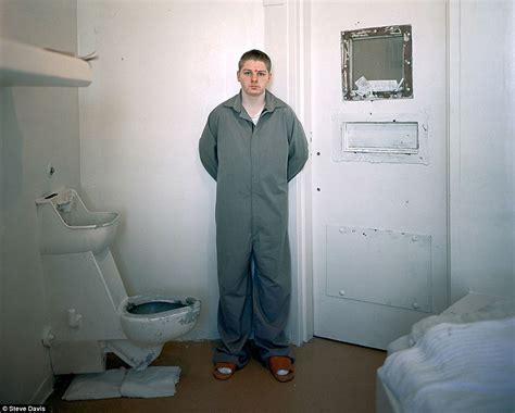 Photographer Steve Davis' portraits of Washington prisoners in juvenile ...