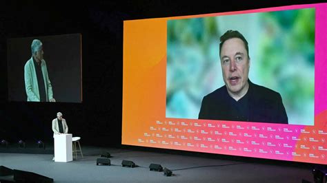 Elon Musk Declares He Is An 'Alien' At Technology Conference