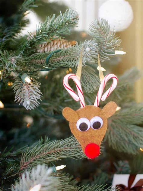 15 Cute Reindeer Crafts for the Holidays