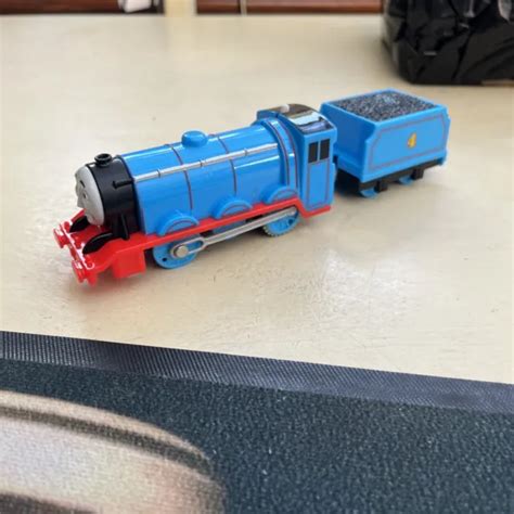 THOMAS TRACKMASTER GORDON Train, RARE battery operated. TOMY £12.50 ...